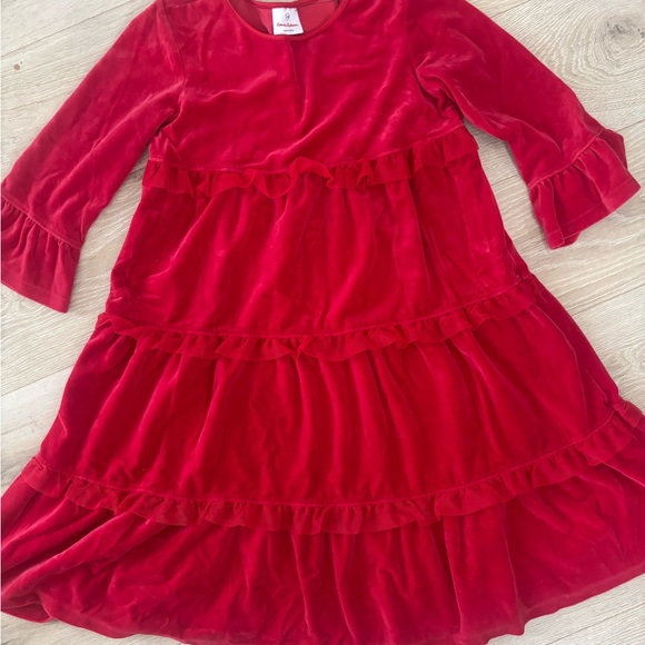 Hanna Andersson Tiered Velvet Twirl Christmas Dress - Picture 2 of 3